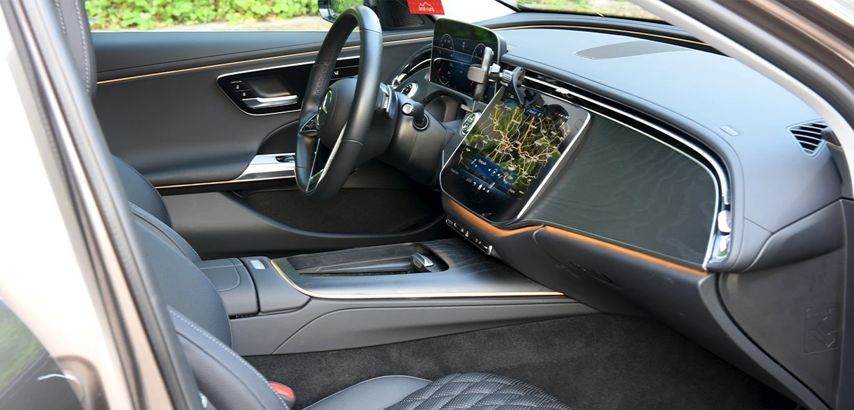 Mercedes-Benz E Class 4