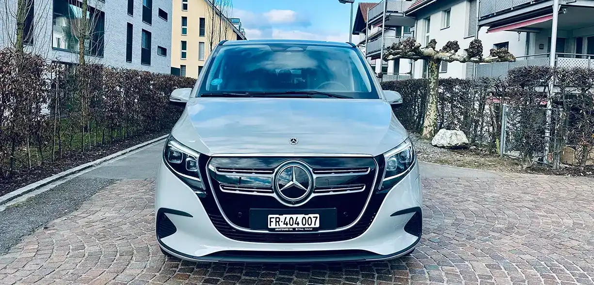 Mercedes-Benz EQV 300 Extra-Long 1