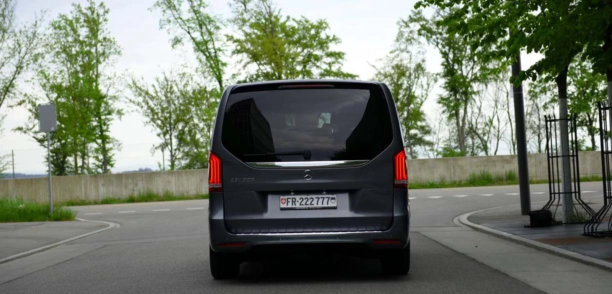 Mercedes Benz EQV 300 2