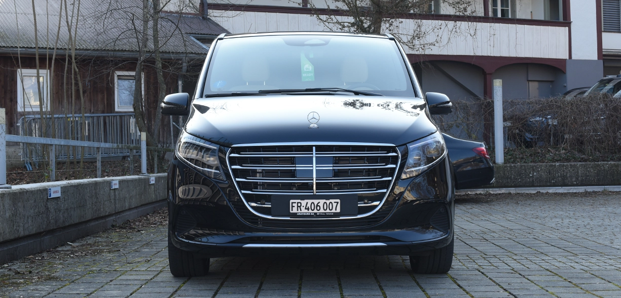 Mercedes-Benz V Class Exclusive 1