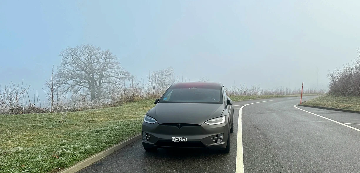 Tesla Model X Dual Motor 1