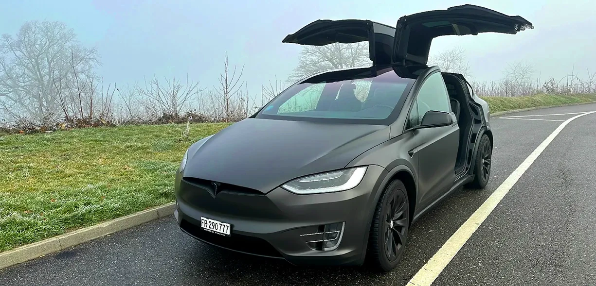 Tesla Model X Dual Motor 3