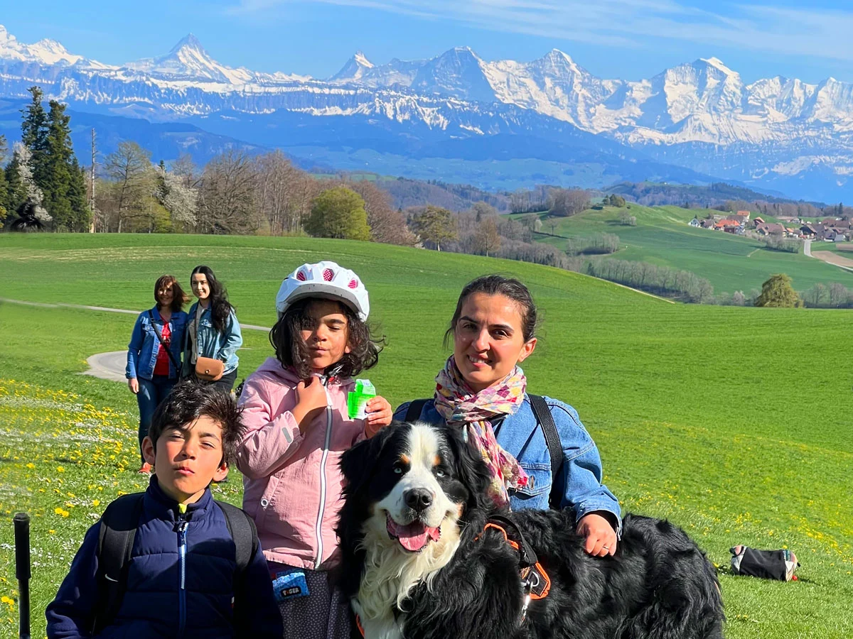 Family-Trip-in-Gurten
