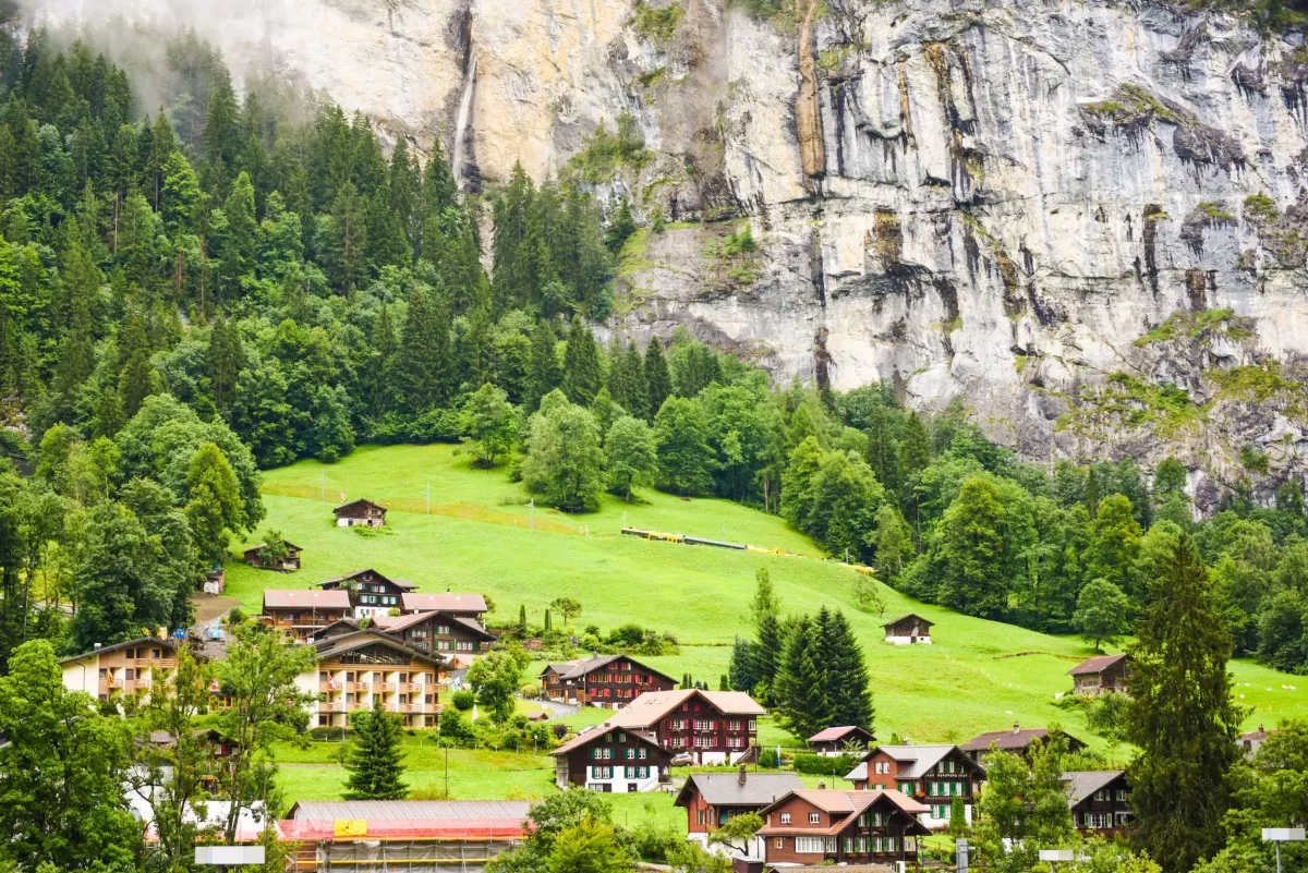 Lauterbrunn-n-pure-nature