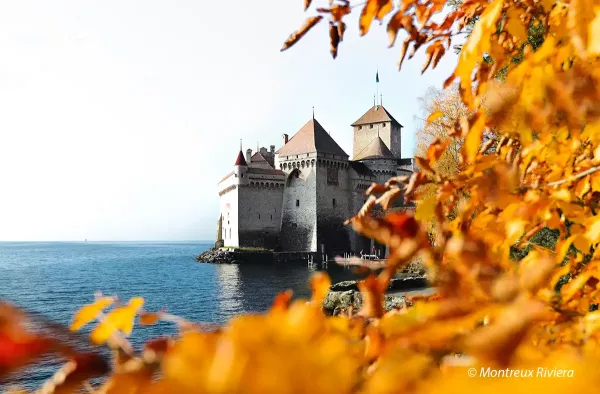 Autumn and Chillon Castle