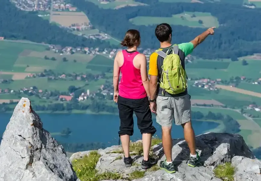 Couple hiking Stockhorn