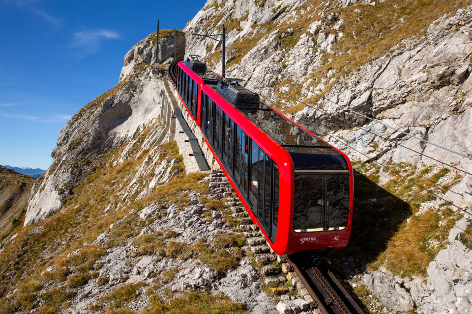 pilatus-cog-railway-in-the-donkey-wall